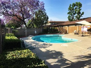 Cypress Meadows Apartments in Anaheim, CA - Building Photo - Building Photo