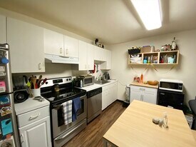 546 Columbus Ave, Unit 3R in Boston, MA - Building Photo