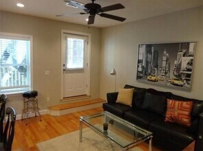 91 Devon St, Unit 1 in Boston, MA - Building Photo - Building Photo