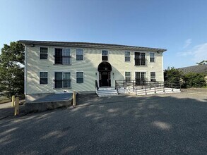 111 Lancaster St in Quincy, MA - Building Photo - Building Photo