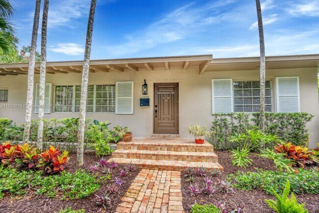 1340 Sopera Ave in Coral Gables, FL - Building Photo - Building Photo