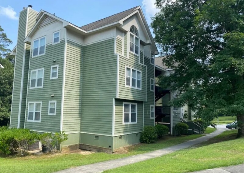 6720 Willowbrook Dr in Fayetteville, NC - Building Photo