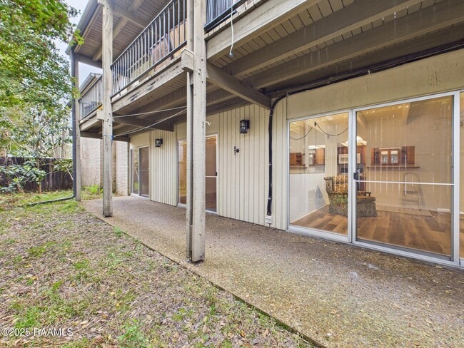 1008 S College Rd in Lafayette, LA - Building Photo - Building Photo