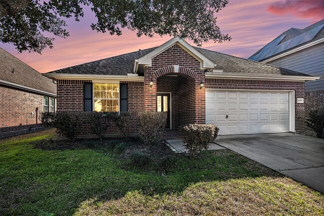 14119 Hollowmill Ln in Houston, TX - Building Photo - Building Photo