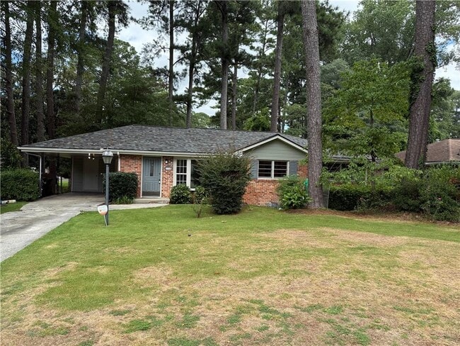2336 Arrow Cir in Chamblee, GA - Building Photo - Building Photo