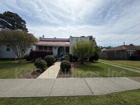 28 Gillis Rd in Portsmouth, VA - Building Photo