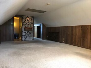 15625 Delaware Ave, Unit 3rd Floor in Lakewood, OH - Building Photo - Building Photo