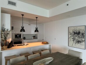 15811 Collins Ave, Unit 803 in North Miami Beach, FL - Building Photo - Building Photo