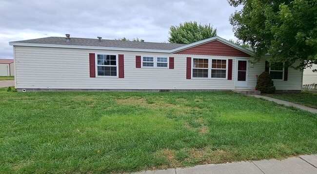 property at 1302 Bridle Dr