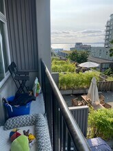 2717 Western Ave, Unit 4000 in Seattle, WA - Building Photo - Building Photo