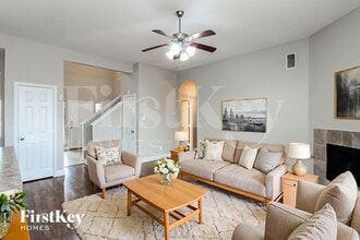 1215 Jewel Ln, Unit 1901 in Lancaster, TX - Building Photo - Building Photo