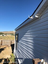 1425 E Murray St photo'