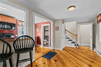 6 Hammond St in Newport, RI - Foto de edificio - Building Photo