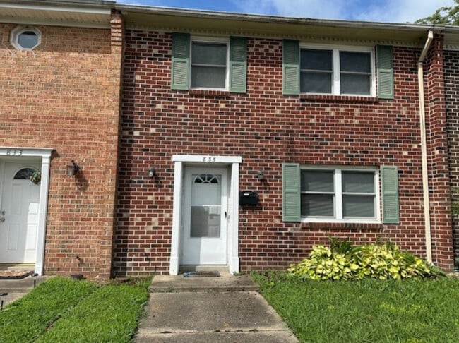 property at 835 Cathedral Dr