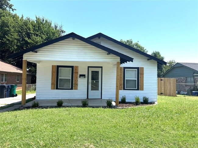 property at 1714 N Kelham Ave