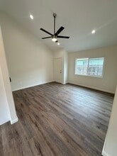 3623 W 105th St, Unit #B in Inglewood, CA - Foto de edificio - Building Photo