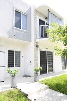 259 SW 259th Way in Naranja, FL - Building Photo