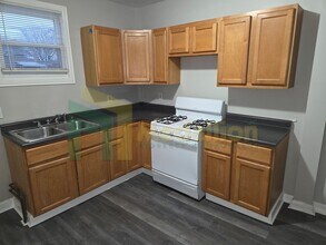 625 S 12th Ave in Maywood, IL - Building Photo - Building Photo