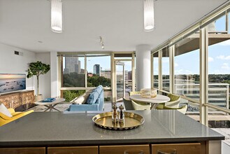 8520 Tyco Rd in McLean, VA - Building Photo - Building Photo