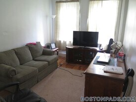 149 Park Dr, Unit 22 in Boston, MA - Building Photo