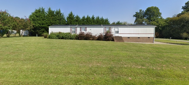 property at 2471 Albany Dr