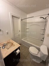 410 N Spruce St in Wichita, KS - Building Photo - Building Photo