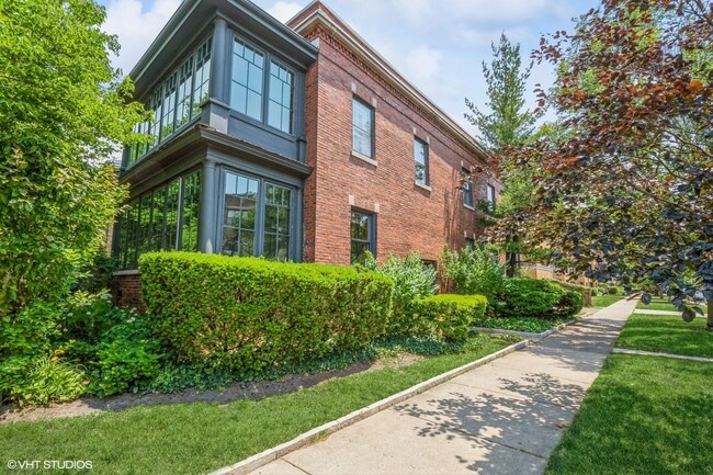 property at 621 Hinman Ave