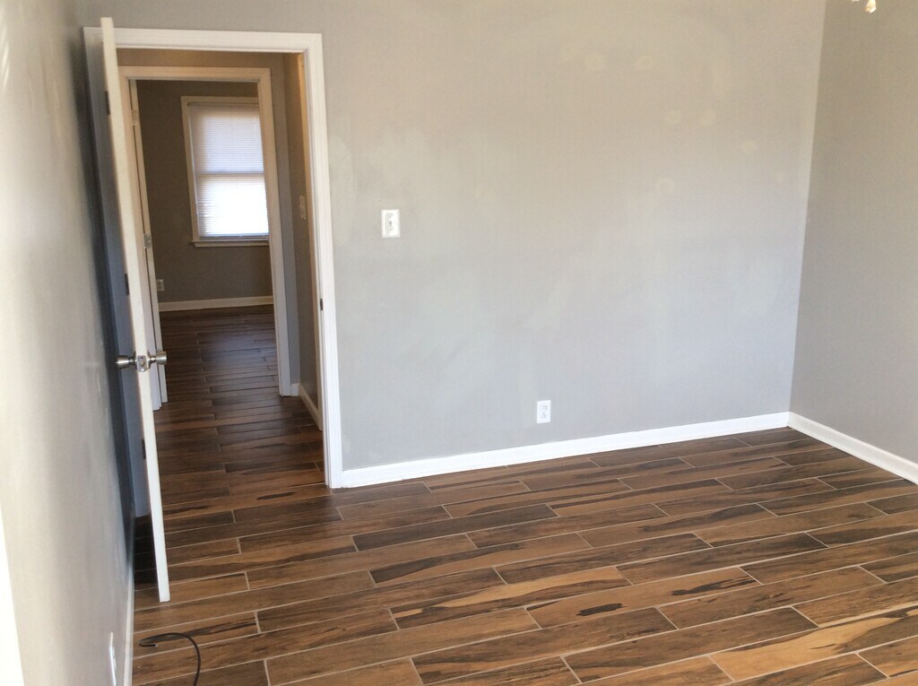 Lakeside Apartments SC Apartments