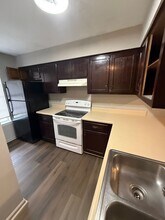 118 Creekwood Ave in Bowling Green, KY - Building Photo - Building Photo