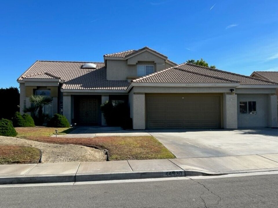 44930 Tortola Cir in La Quinta, CA - Building Photo