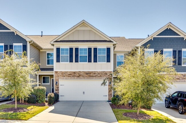 property at 1412 Bramblewood Dr
