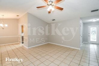 1332 Lamboll Ave in Jacksonville, FL - Building Photo - Building Photo