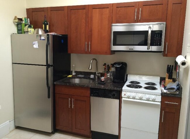 15 Aberdeen St, Unit 6 in Boston, MA - Foto de edificio - Building Photo