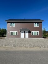 2652 Stryker Lp, Unit B in North Pole, AK - Building Photo