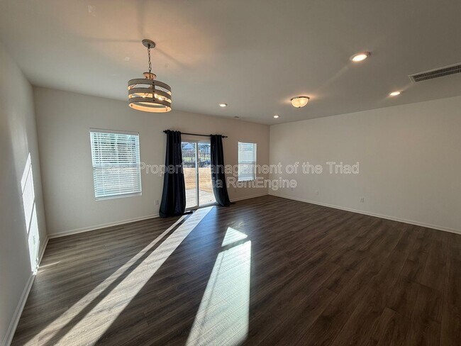 206 Solacium Ln in Greensboro, NC - Building Photo - Building Photo