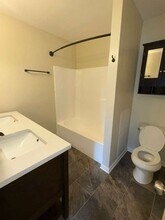 327 Mar-Don Hills Ct in Winston-Salem, NC - Building Photo - Building Photo