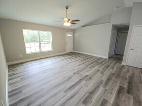 8256 N Galena Ave in Citrus Springs, FL - Building Photo - Building Photo