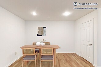 10608 Kitty Pozer Dr in Fairfax, VA - Building Photo - Building Photo