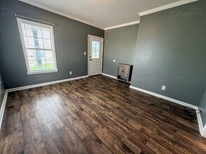 211 N Johnson St in Sulphur, LA - Building Photo - Building Photo