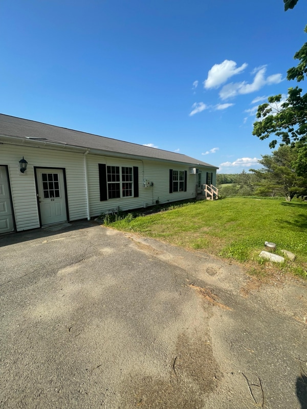 22 Grace Ave