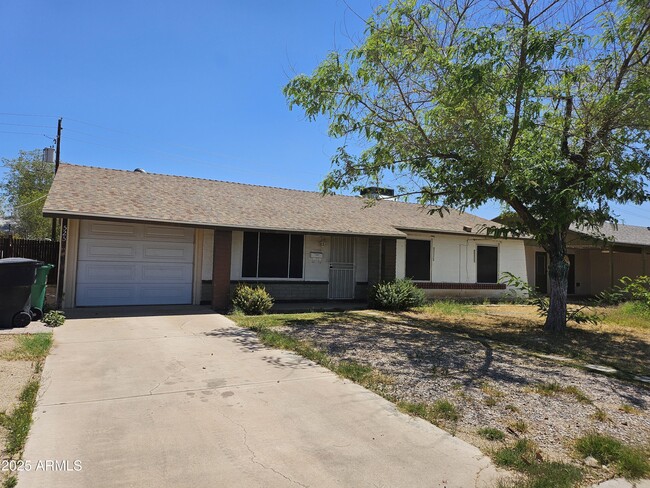 property at 525 S Rogers