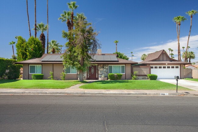 property at 2900 E Avery Dr
