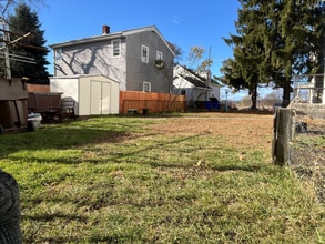 185 Brownell St in Fall River, MA - Building Photo - Building Photo