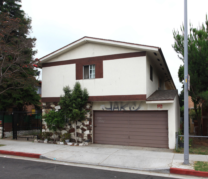 6311 Stafford Ave in Huntington Park, CA - Building Photo