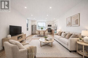 343 Greenwood Ave in Toronto, ON - Building Photo