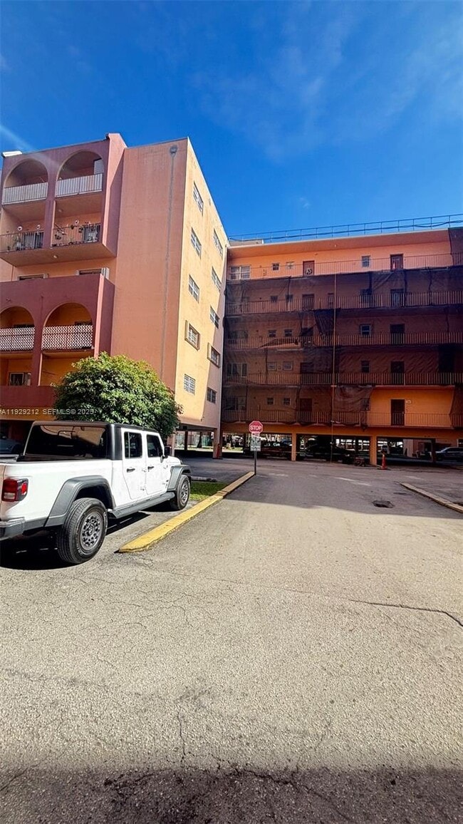 property at 440 E 23rd St