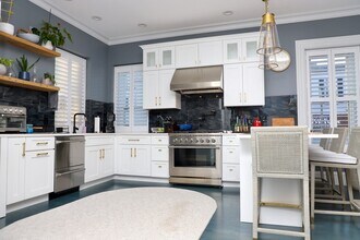 332 K St, Unit 1 in Boston, MA - Building Photo - Building Photo