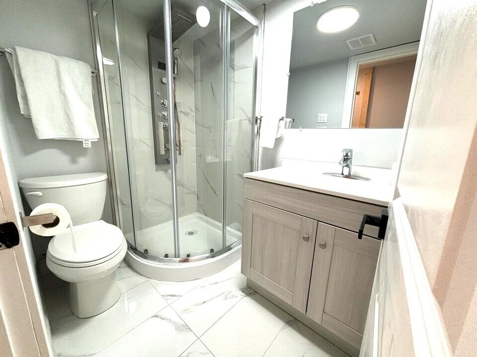 25 Duffield Rd in Toronto, ON - Building Photo