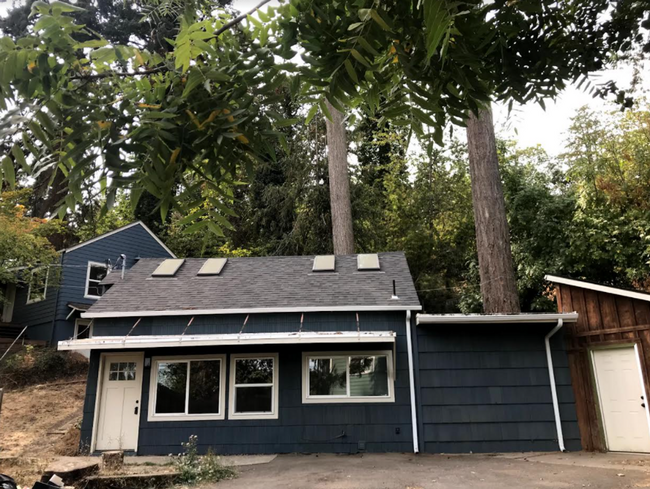property at 1698 Riverview St