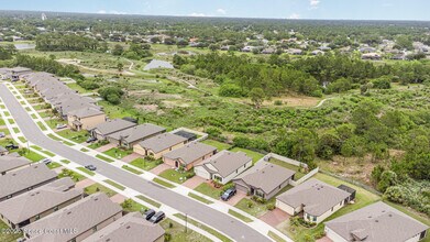 975 Remington Green Dr SE in Palm Bay, FL - Building Photo - Building Photo